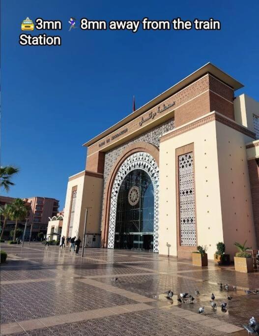 Plein Centre Marrakech, Grand Balcon Filant Apartment Marrakesh Bagian luar foto