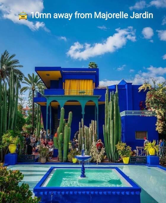 Plein Centre Marrakech, Grand Balcon Filant Apartment Marrakesh Bagian luar foto